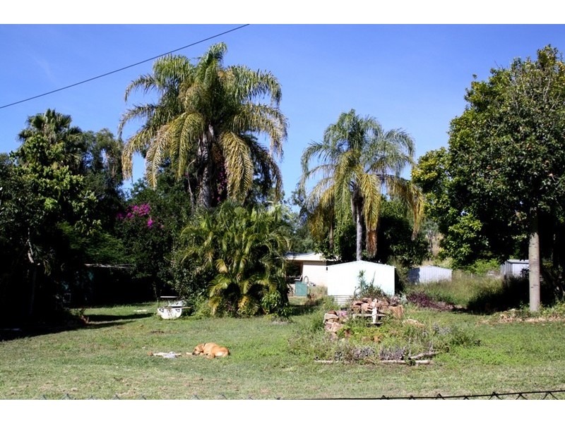 84 Dee St, Mount Morgan QLD 4714
