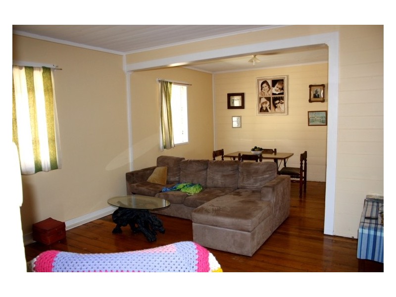 50 James St, Mount Morgan QLD 4714
