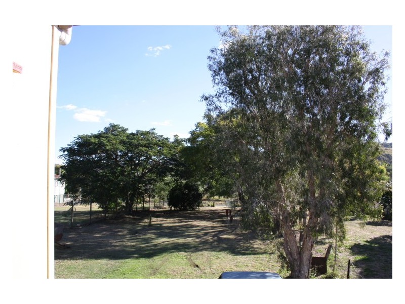 50 James St, Mount Morgan QLD 4714
