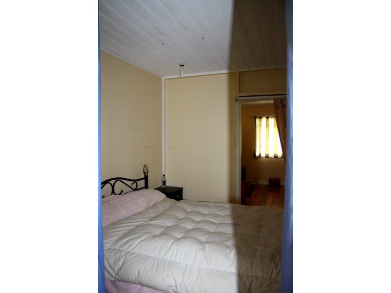 50 James St, Mount Morgan QLD 4714