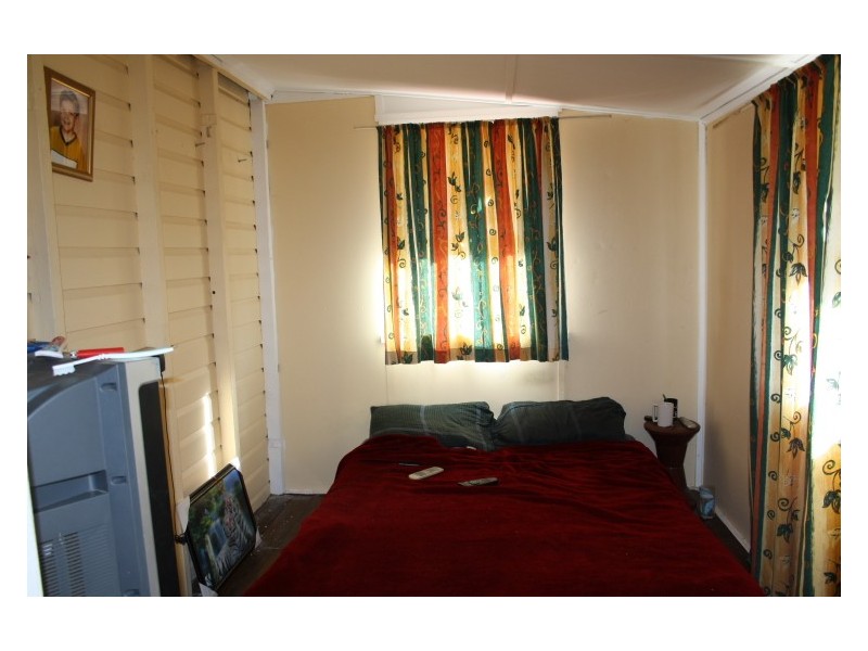 50 James St, Mount Morgan QLD 4714