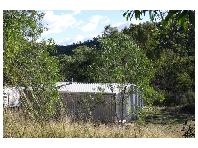 10 Randwick La, Mount Morgan QLD 4714