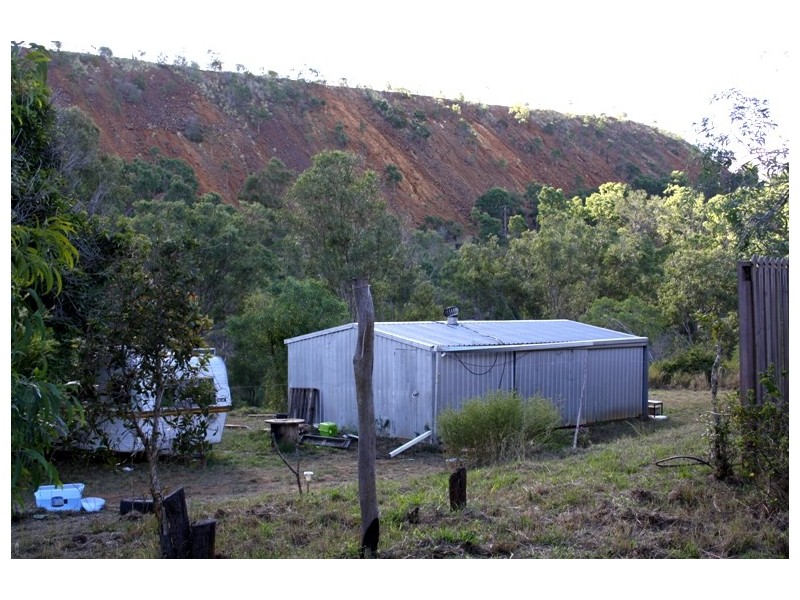 10 Randwick La, Mount Morgan QLD 4714