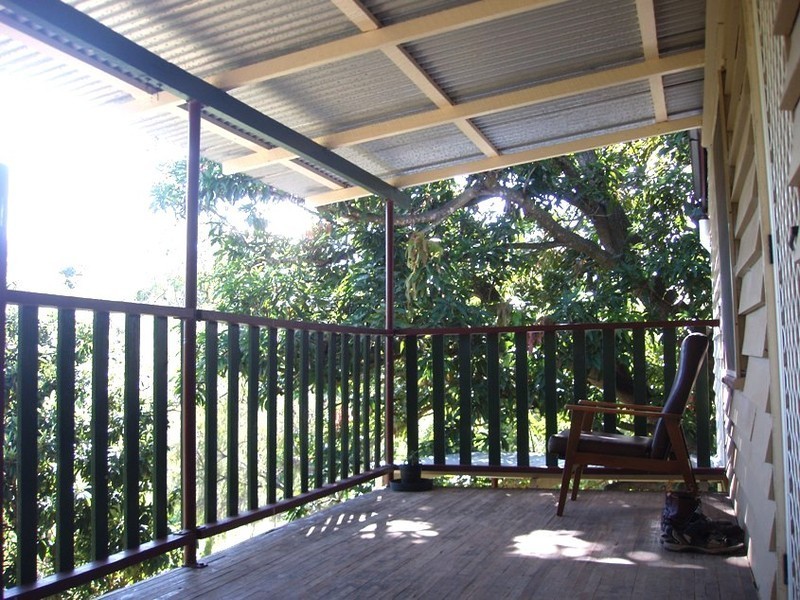 17 Hall St South, Mount Morgan QLD 4714