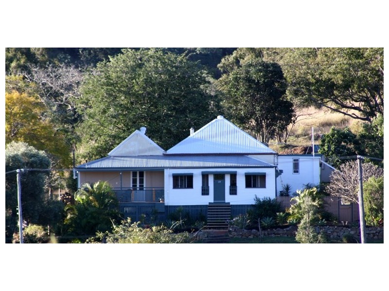 19 Gowdie St, Mount Morgan QLD 4714