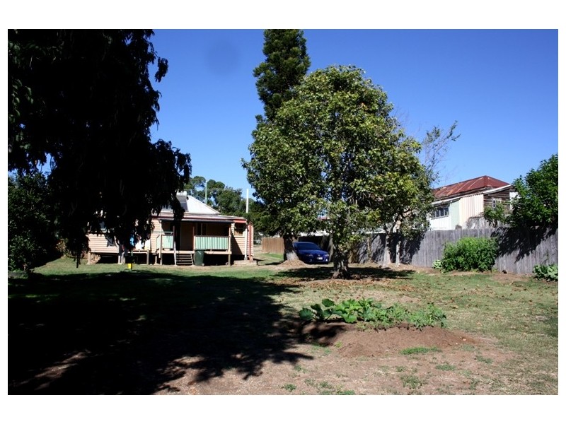 41 Pattison St, Mount Morgan QLD 4714