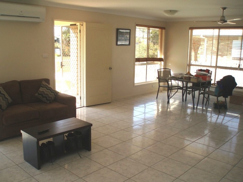 24 Limpus Avenue, Keppel Sands QLD 4702