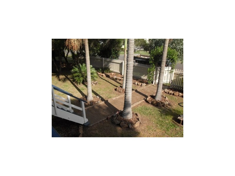 14 Grey Street, Mount Morgan QLD 4714