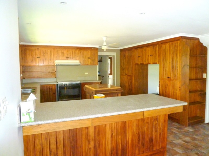 87 Lion Creek Road, Wandal QLD 4700