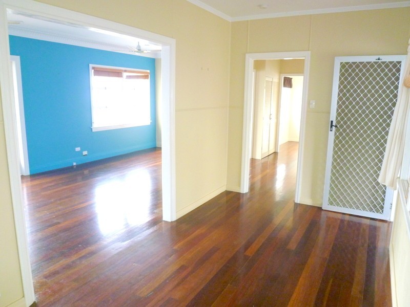 11 Jones Street, Wandal QLD 4700