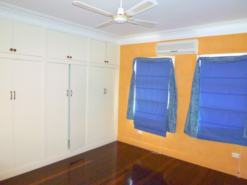 11 Jones Street, Wandal QLD 4700
