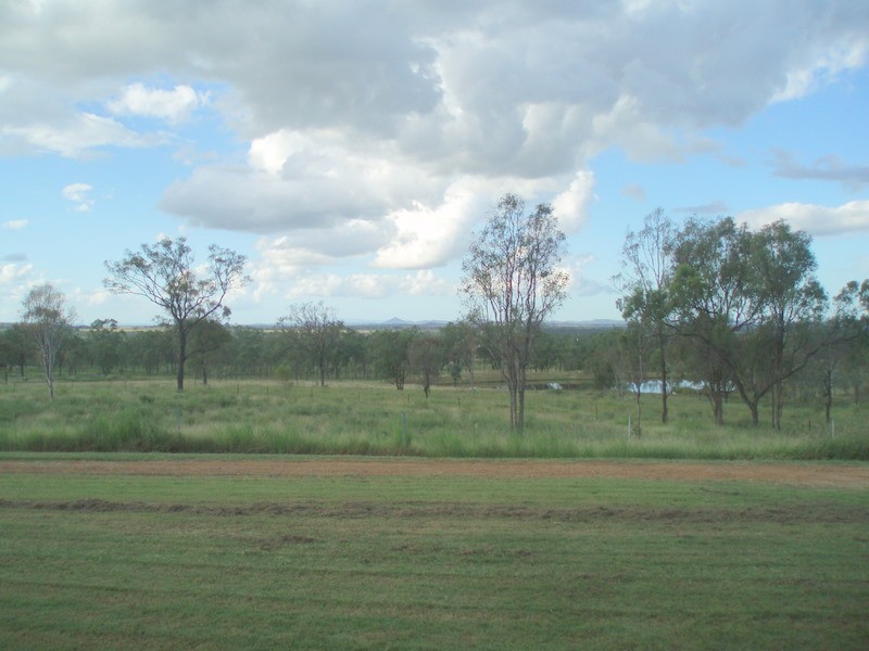 101 Bond Road, Alton Downs QLD 4702