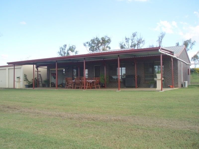 101 Bond Road, Alton Downs QLD 4702