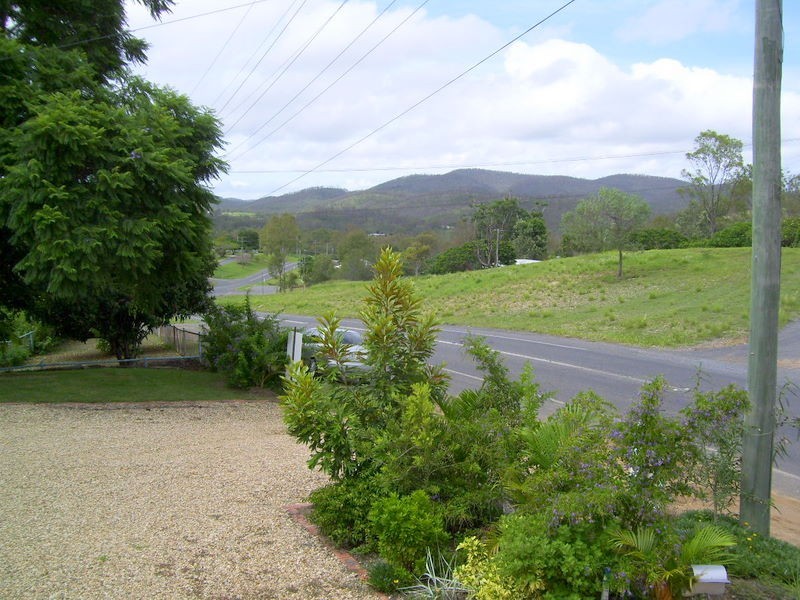 5 Coronation Drive, Mount Morgan QLD 4714