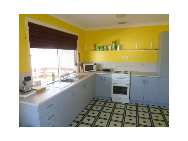 2 Rosewood Avenue, Gracemere QLD 4702