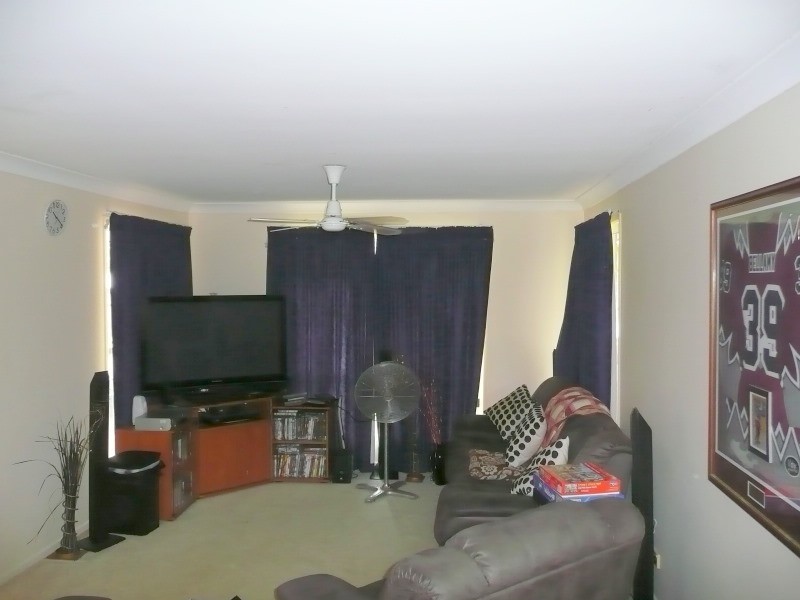 23 Hinton Street, Koongal QLD 4701