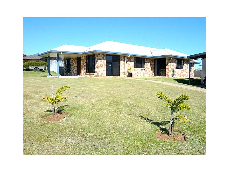 12 Poinciana Place, Gracemere QLD 4702