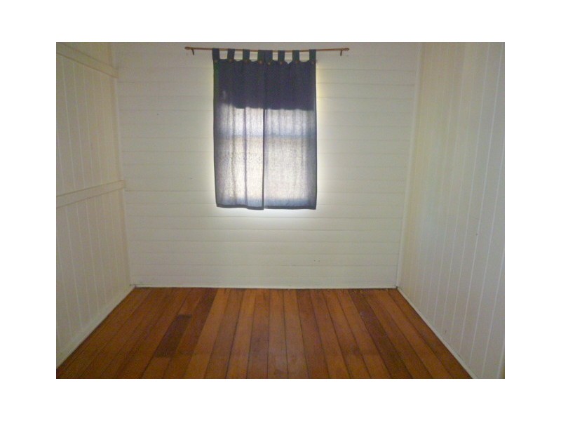 26 James Street, Mount Morgan QLD 4714