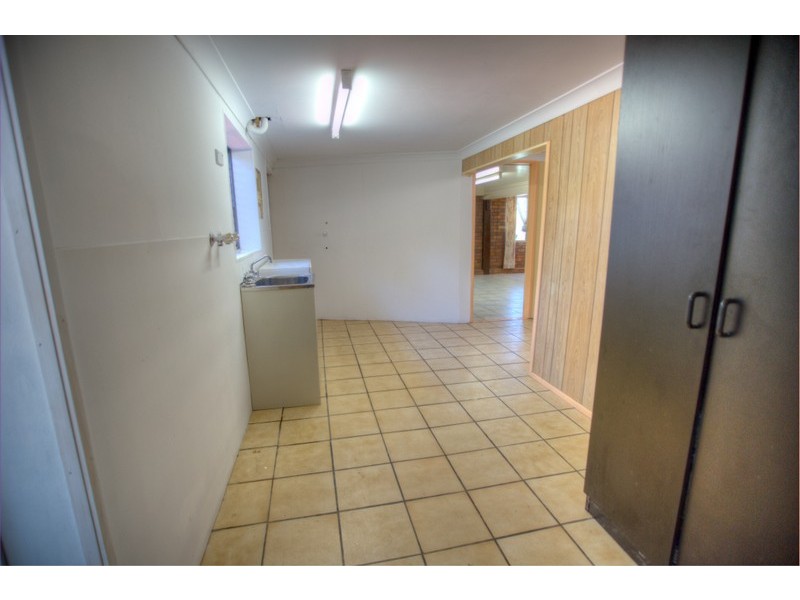 12 Dawes Street, Kawana QLD 4701