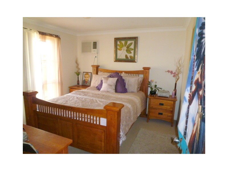 33 Seonaid Place, Gracemere QLD 4702