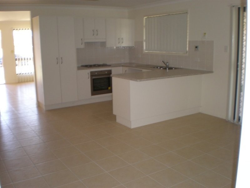 24 Riley Drive, Gracemere QLD 4702