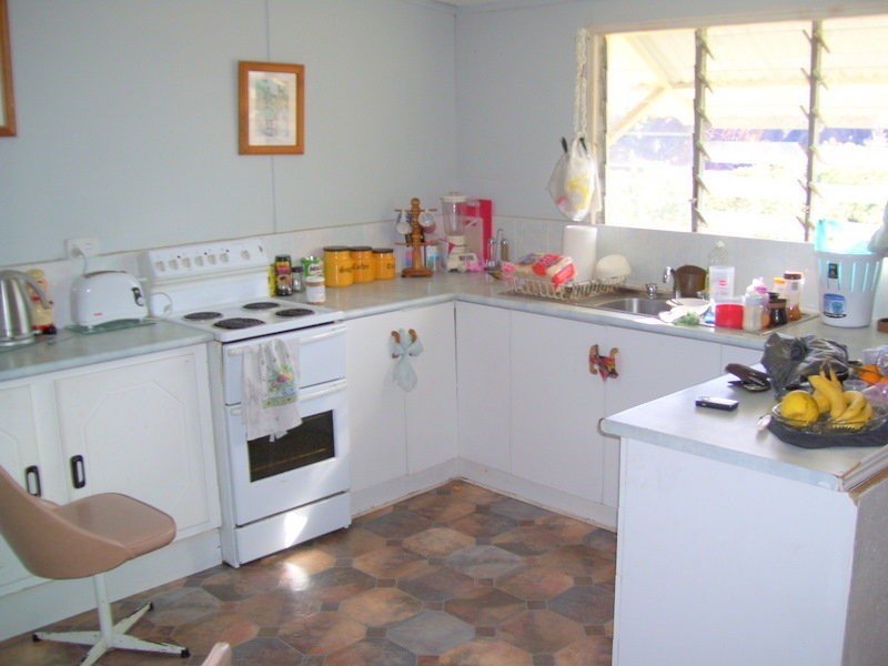 17 Queen Street, Mount Morgan QLD 4714