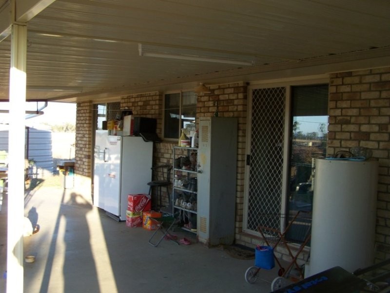 46 Hughes Road, Alton Downs QLD 4702