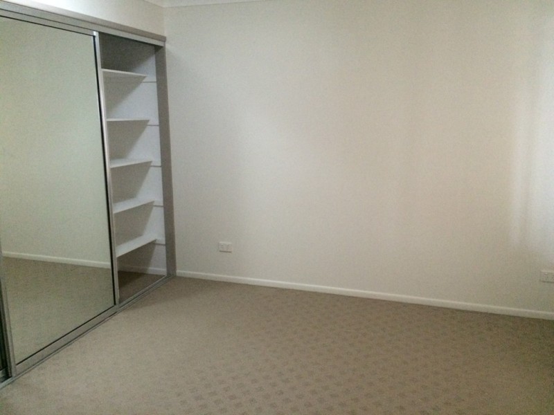 16 Tippett Crescent, Gracemere QLD 4702