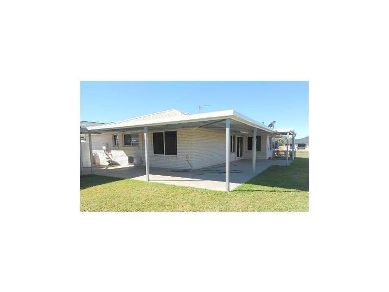 16 Tippett Crescent, Gracemere QLD 4702