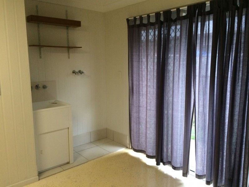 16 Tippett Crescent, Gracemere QLD 4702