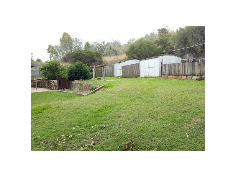 1 Baree Crescent, Baree QLD 4714