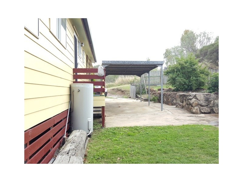 1 Baree Crescent, Baree QLD 4714