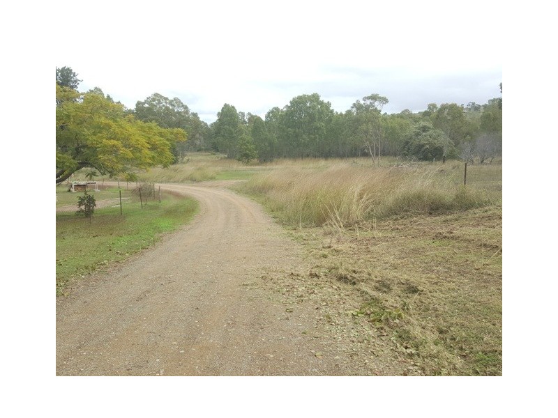 1 Baree Crescent, Baree QLD 4714