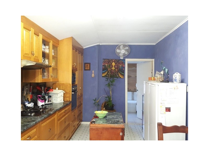 81 East Street Extended, Mount Morgan QLD 4714