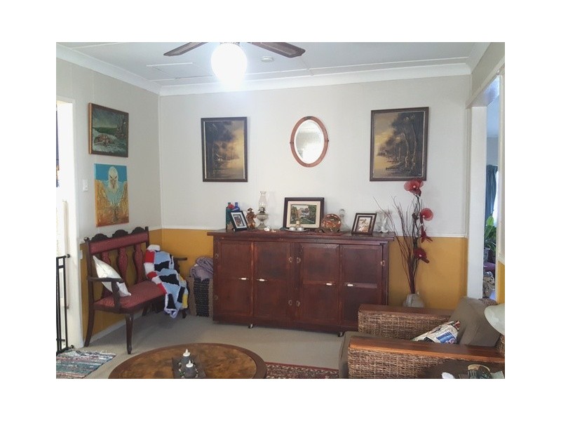 81 East Street Extended, Mount Morgan QLD 4714