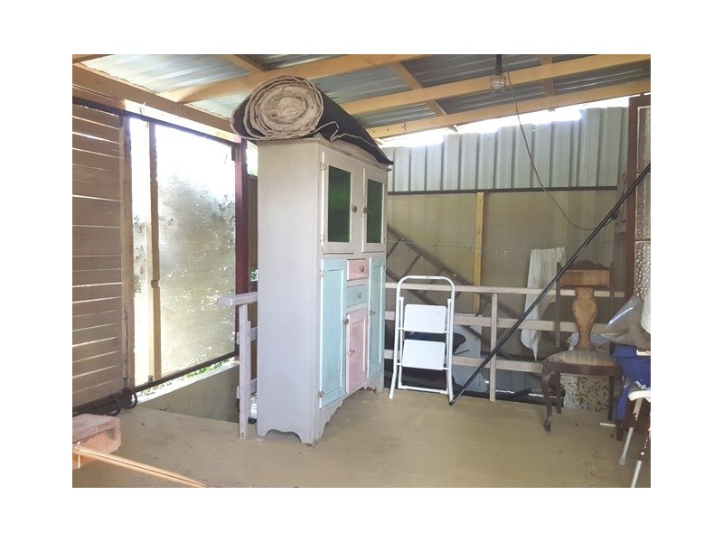 81 East Street Extended, Mount Morgan QLD 4714