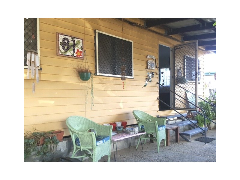 81 East Street Extended, Mount Morgan QLD 4714