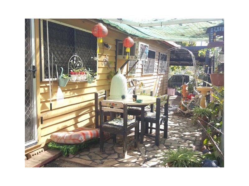 81 East Street Extended, Mount Morgan QLD 4714