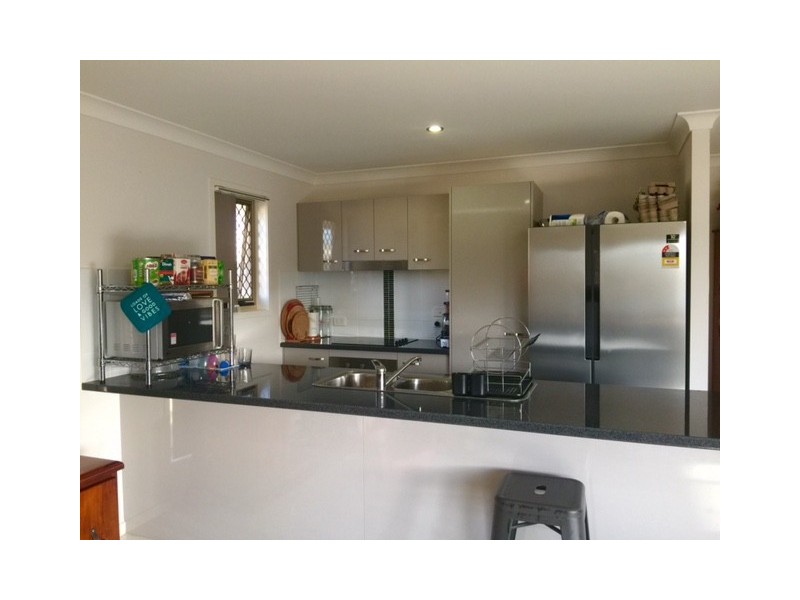 8 Florida Crescent, Parkhurst QLD 4702