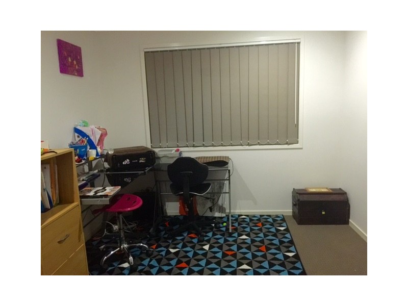 8 Florida Crescent, Parkhurst QLD 4702