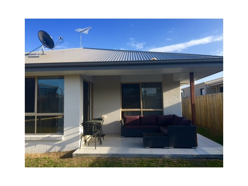 8 Florida Crescent, Parkhurst QLD 4702