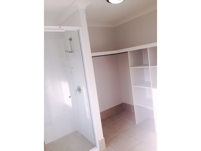 4 Victoria Street, West Rockhampton QLD 4700