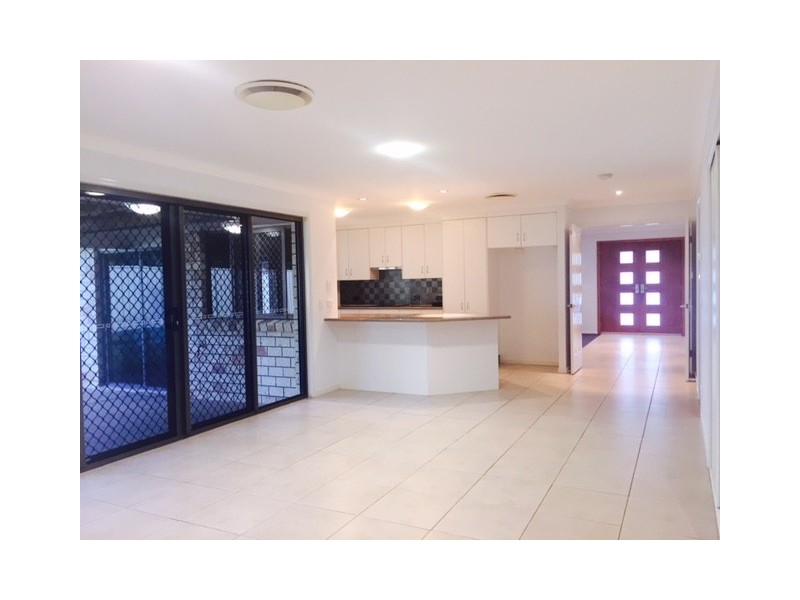 4 Victoria Street, West Rockhampton QLD 4700