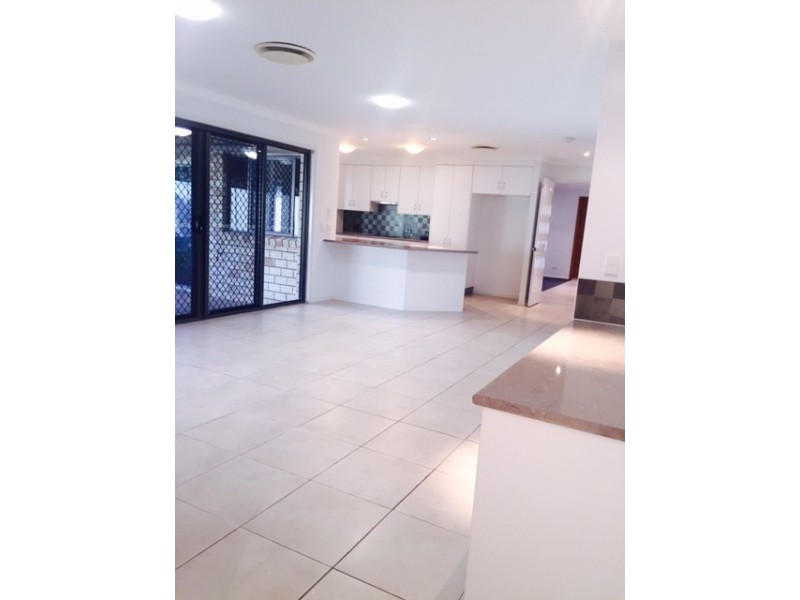 4 Victoria Street, West Rockhampton QLD 4700