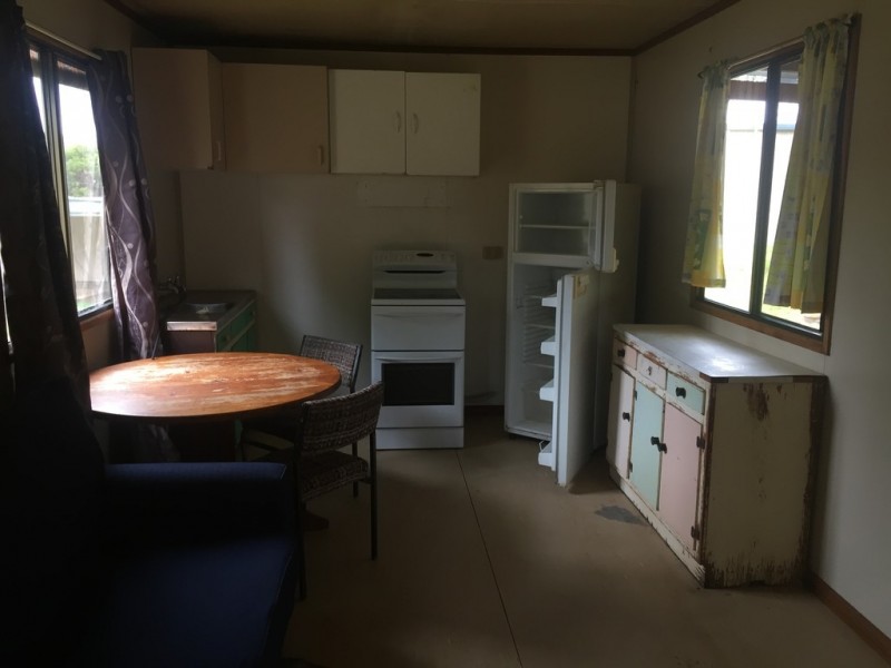 19 Racecourse Road, Mount Morgan QLD 4714