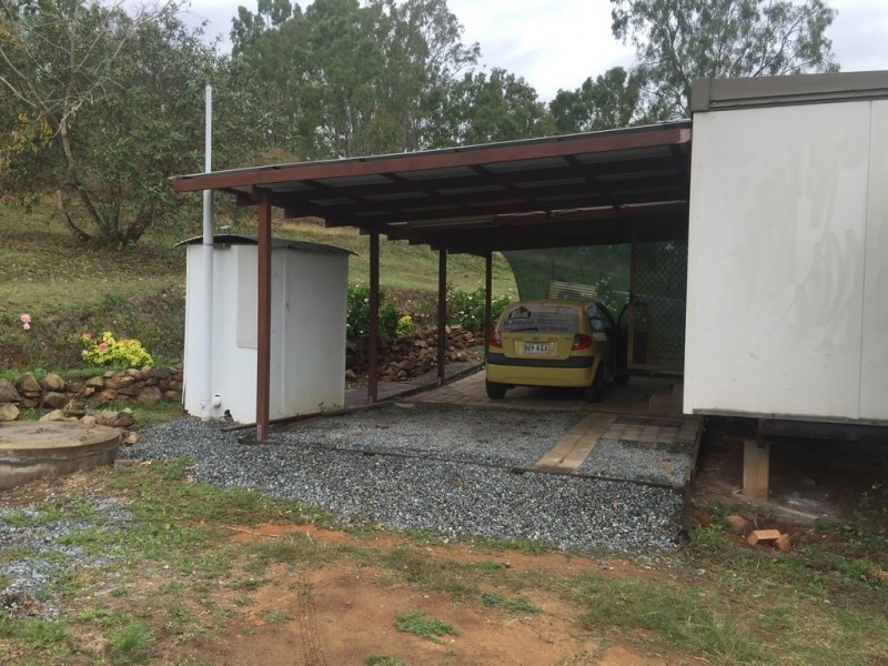 19 Racecourse Road, Mount Morgan QLD 4714