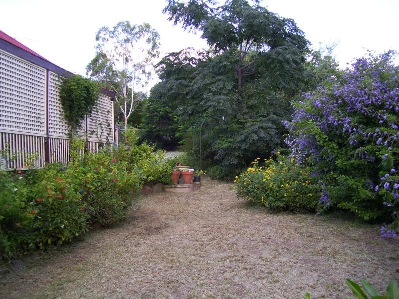 1 Scott Street, Mount Morgan QLD 4714