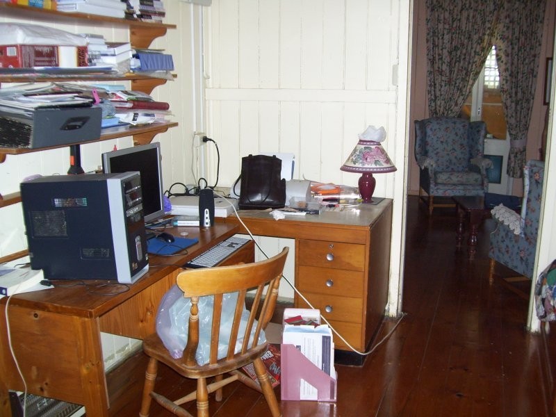 1 Scott Street, Mount Morgan QLD 4714