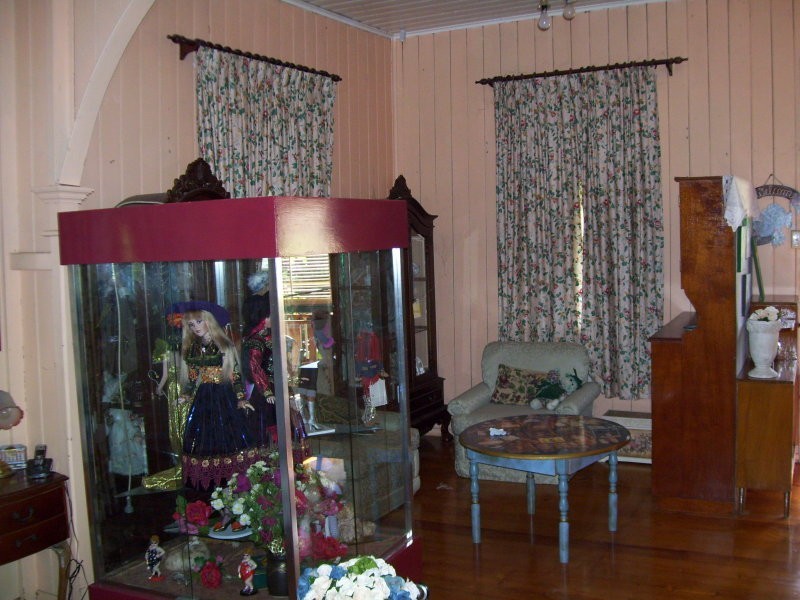 1 Scott Street, Mount Morgan QLD 4714