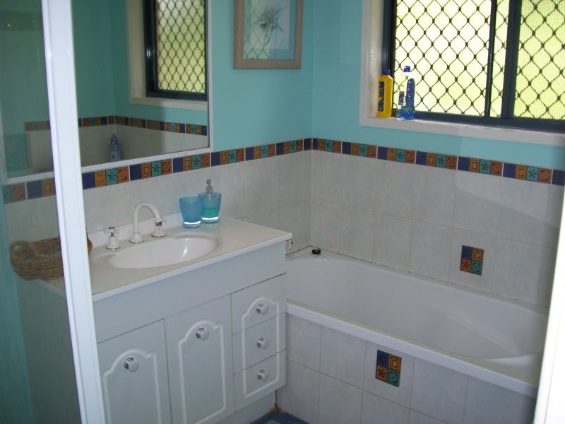 111 Morgan Street, Mount Morgan QLD 4714